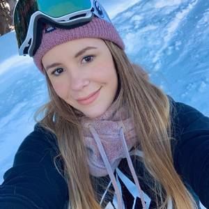 Meet your Posher, Ana karla